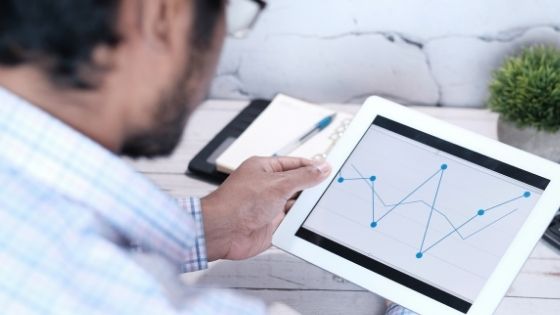Financial trends on an iPad